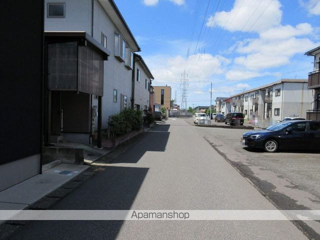 バン・ルージュの周辺写真