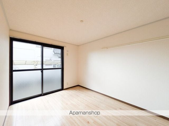 apartment 埼玉県吉川市吉川２丁目15-4
地図を見る