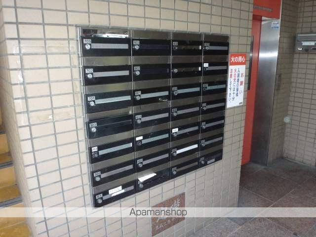 レジデンス27番館の玄関写真