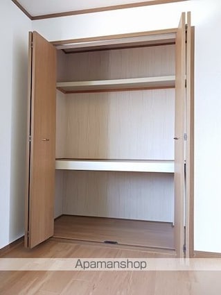 メゾン・ド・リープパルクＢ[2LDK/58.12m2]の収納