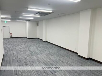 南條ビルＡ館[店舗/133.23m2]のリビング・居間1