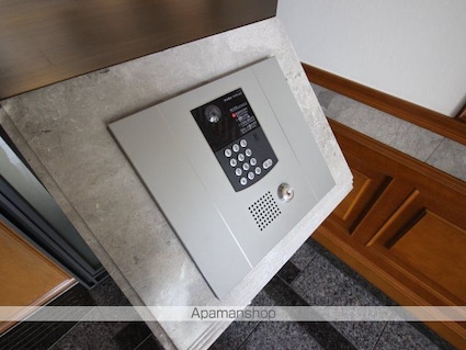 広島県広島市中区大手町２丁目[2K/30.07m2]の共用部4
