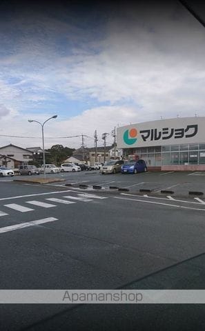 山椿 Bの周辺写真