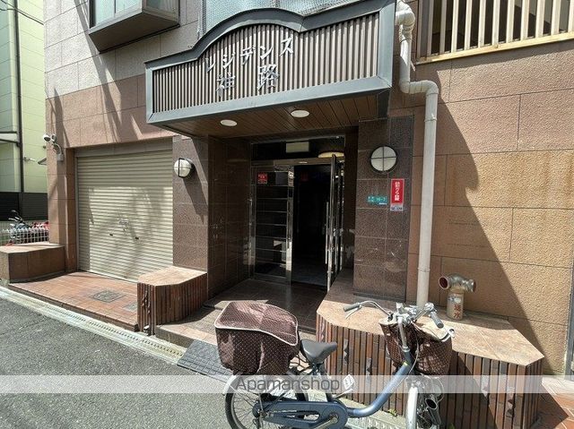 レジデンス神路の玄関写真