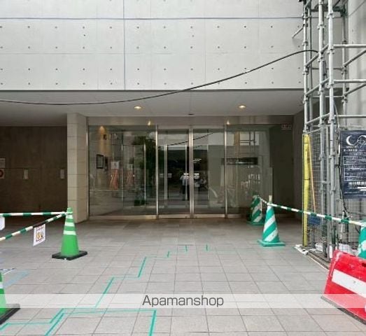 レジディア西新の外観写真