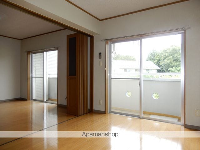 依田ハイツ D棟の内装写真
