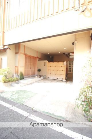 磨屋町きく井ビルの玄関写真