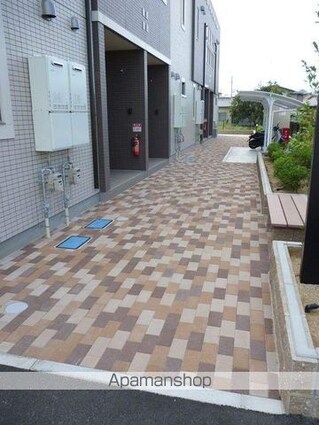 和歌山県和歌山市加納[2LDK/54.56m2]のエントランス2