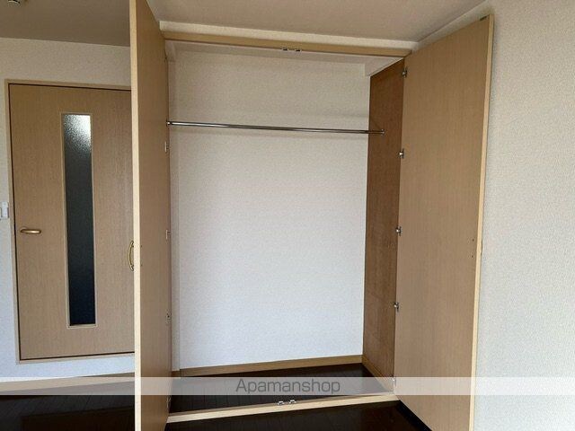 レオパレス向田[1K/23.18m2]の収納