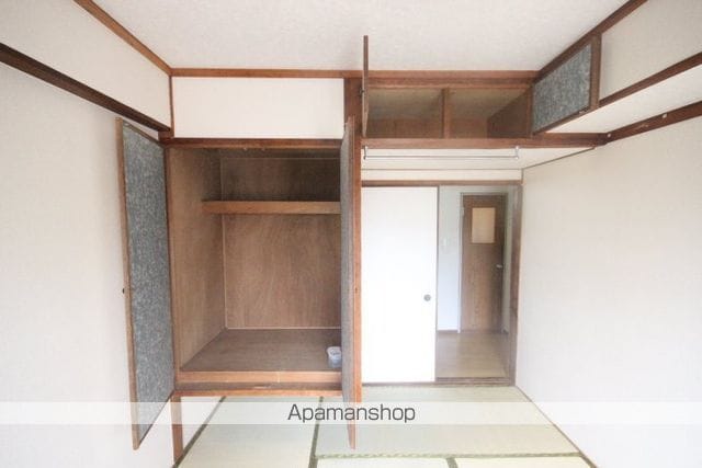 鈴ヶ台団地分譲住宅O棟の内装写真