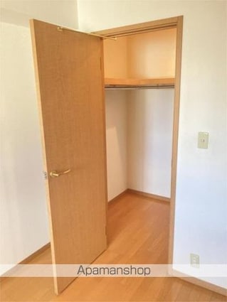 サン・ノーブル[2LDK/56.1m2]の収納