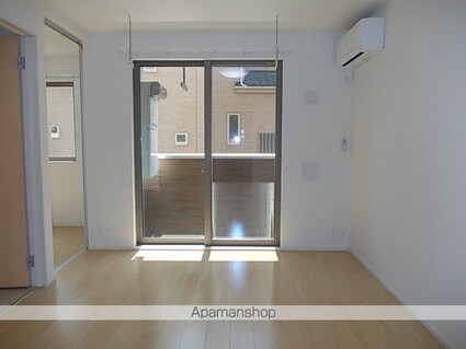 イセソラージュＢ[1LDK/30.85m2]のリビング・居間1