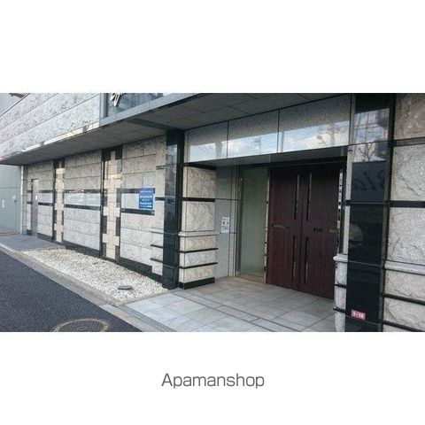 【杉並区上高井戸のマンションの写真】