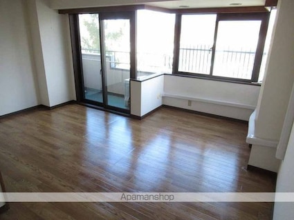 岩手県盛岡市中央通１丁目[1R/28m2]のリビング・居間