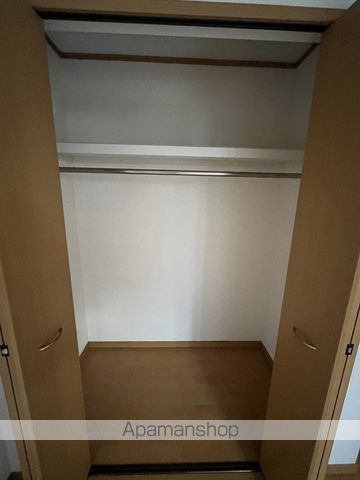 フレアウエストの内装写真