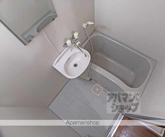 ドマーレ府庁前の内装写真