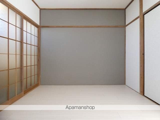コーポサンローザIの内装写真