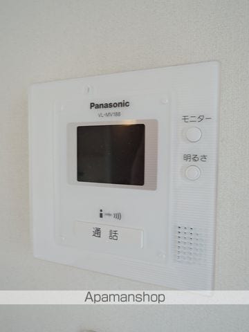 長屋アパートメントHACHIの内装写真