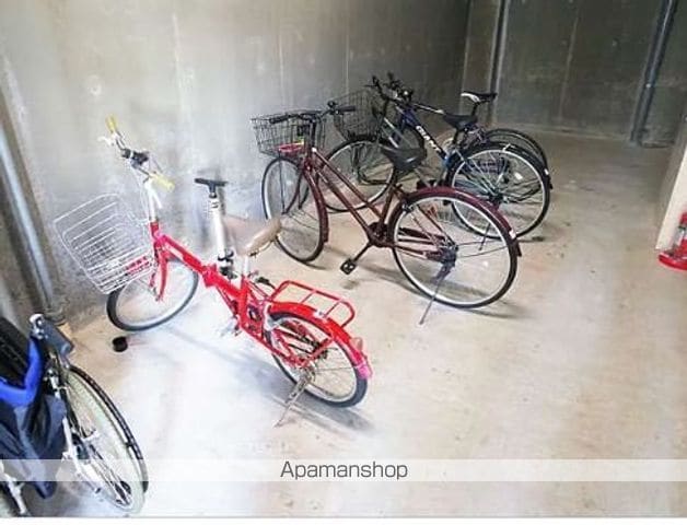 クウィーンズ昭代の外観写真