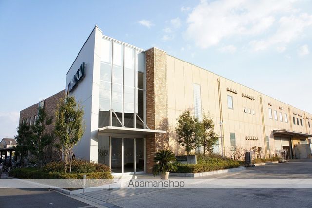 ＪＲ東海道本線 摂津富田駅 バス乗車時間：14分 最寄りバス停で下車 徒歩22分 2階建 築37年の周辺写真