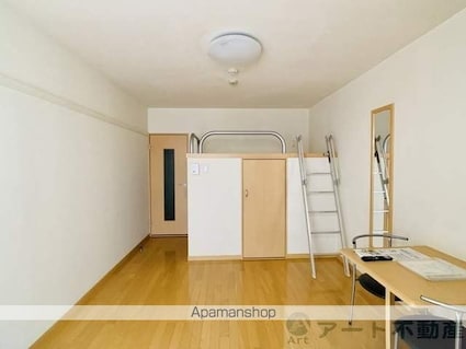 レオパレスリブェール[1K/26.08m2]のリビング・居間