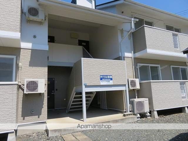 エデン田島坂の玄関写真