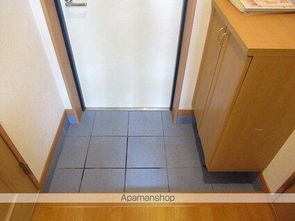 岩手県盛岡市新田町[2DK/38.76m2]の玄関