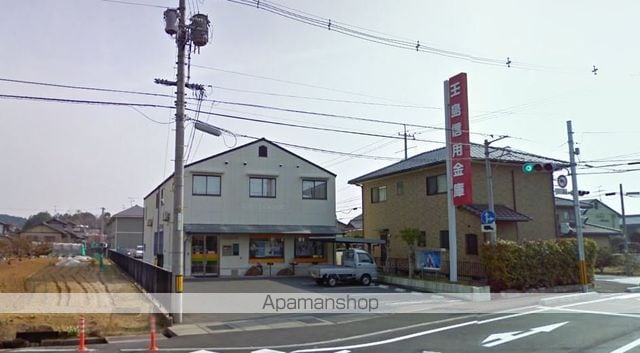 ビット ミストラル B棟の周辺写真