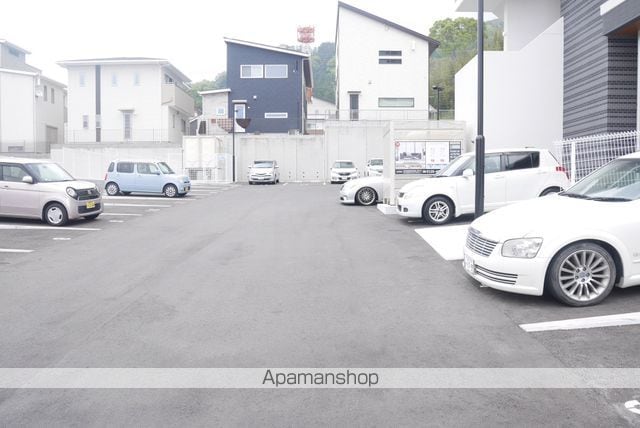 エヌ・クレシアのその他写真