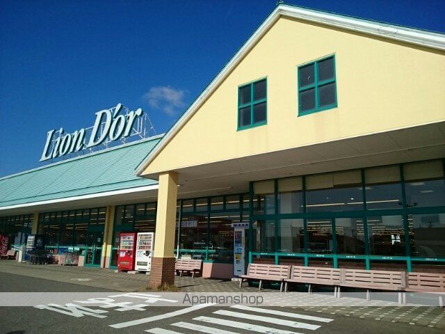 ファミールガーデンの周辺写真