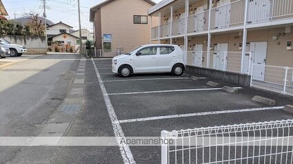 レオパレスリベラ[1K/23.18m2]の駐車場