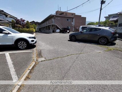 フォーブルＴ[3DK/52.95m2]の駐車場2