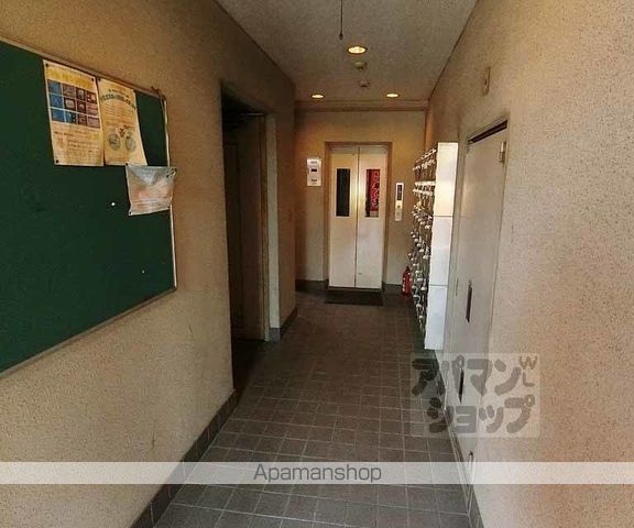 プェネリジェール西五条IIの玄関写真