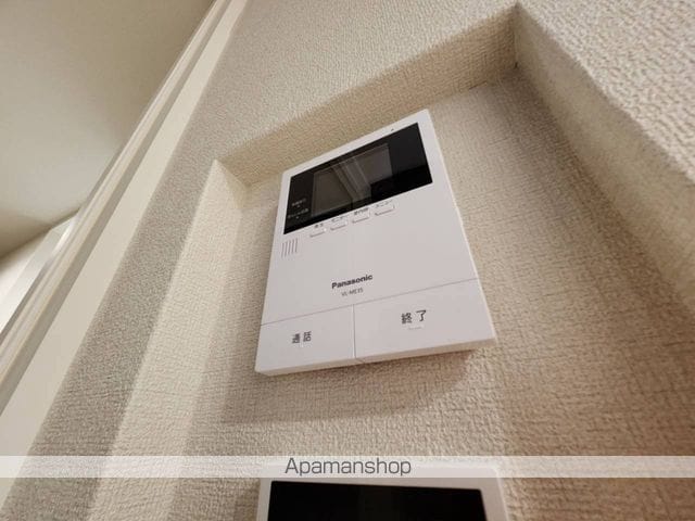 ジェイエイチエスプレミア西大寺の内装写真