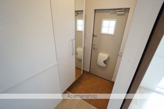 コンフォルタ茶屋の原の内装写真