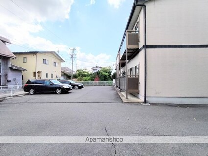 ストーク稲葉Ａ[2DK/44.72m2]の駐車場1
