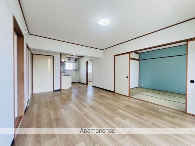 ポチタマたによしの内装写真