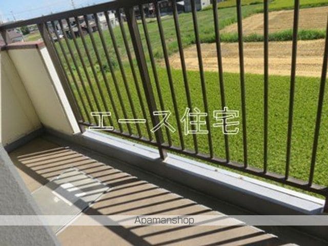 EAST−1の内装写真