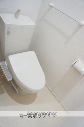 ロータス南島田Ｄ[2LDK/66.02m2]のトイレ