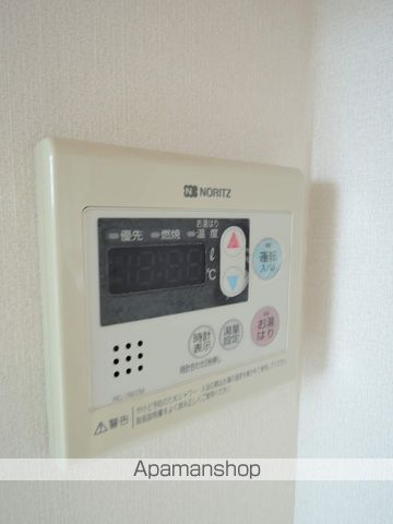 長屋アパートメントHACHIの内装写真