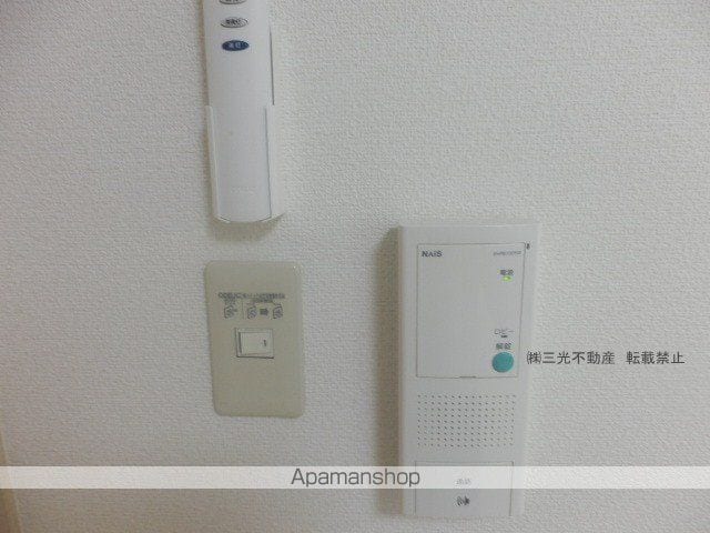 クレエル大通の内装写真