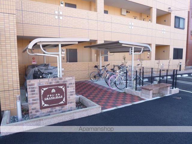 グランエルの玄関写真
