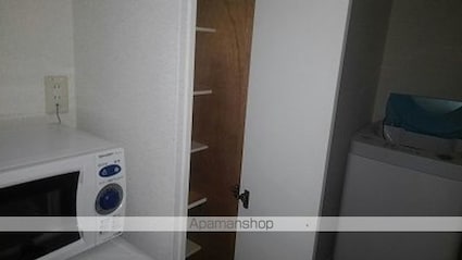 レオパレスラビドールⅡ[1K/20.28m2]の玄関