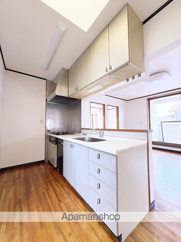 於呂戸建貸家の内装写真