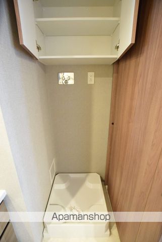 プレイス知事公館前の内装写真