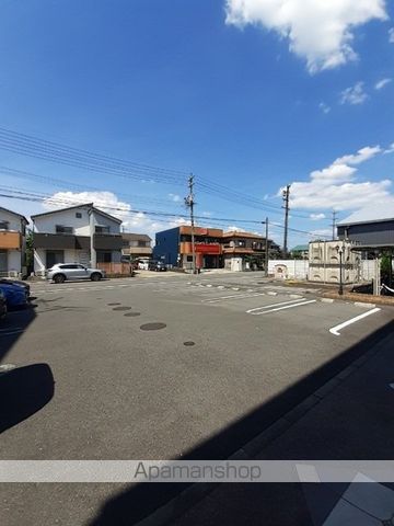 エレガンシア レジデンスの外観写真