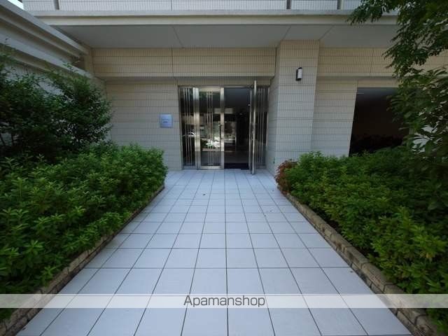 アーバンフラッツ新大阪Iの玄関写真