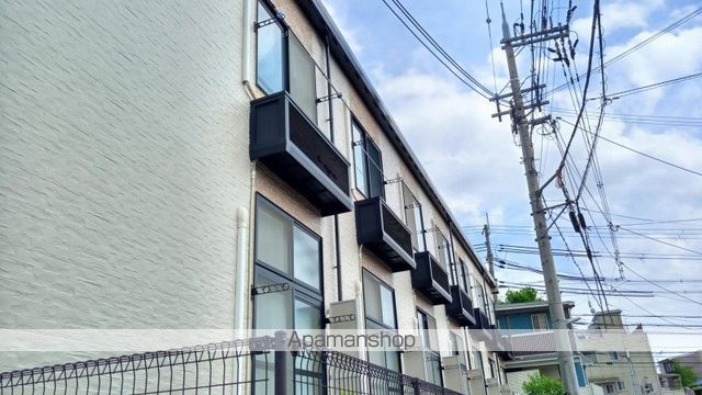 レオパレスヴェセルの外観写真
