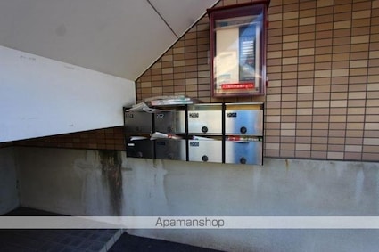 宮脇書店仏生山マンション[2DK/52.5m2]の共用部1