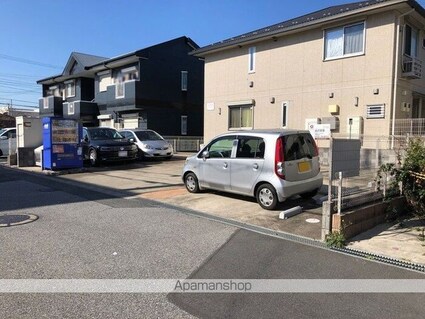 シティベリエ[1LDK/43.64m2]の駐車場